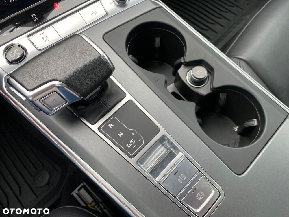 Audi A6 Allroad - 28