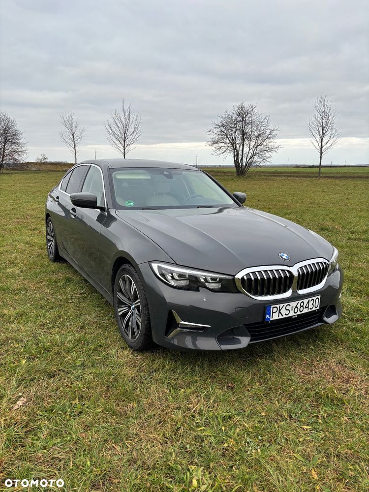 BMW Seria 3 318d Edition Luxury Line Purity - 4