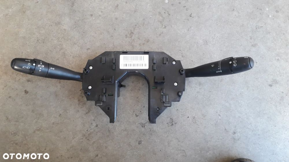 przełącznik świateł kierunkowskazów wycieraczek 96644965XT Citroen c4 I lift 1.6 VTI - 1