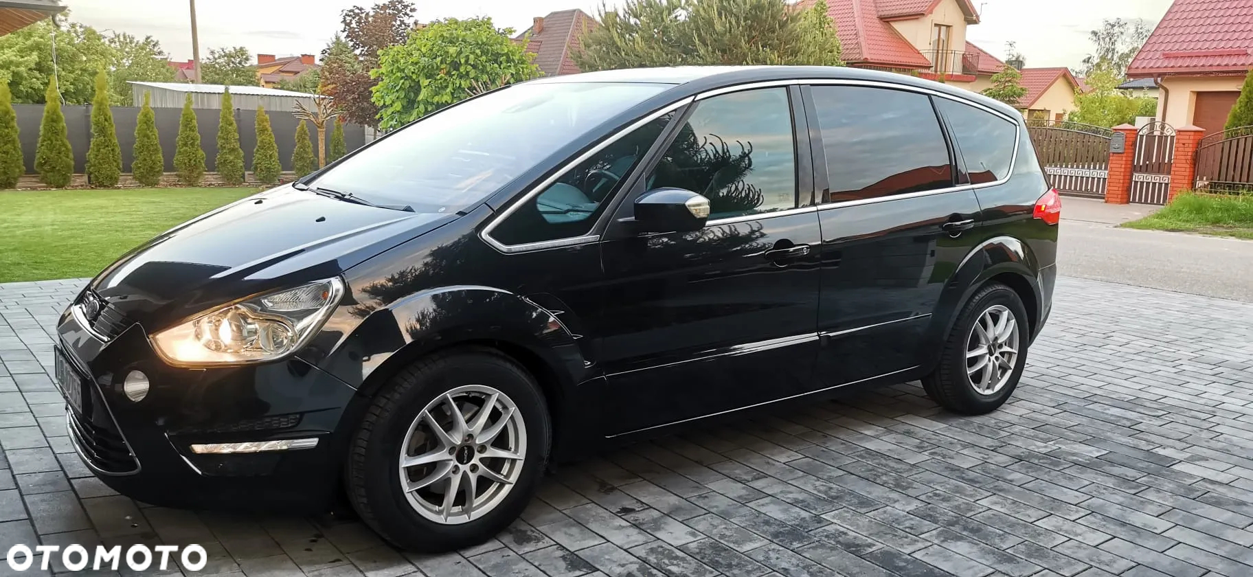 Ford S-Max - 19