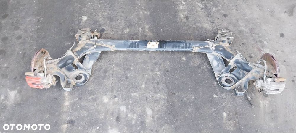 BELKA OŚ ZAWIESZENIA TYŁ TARCZE Z ABS SEAT LEON I - 2