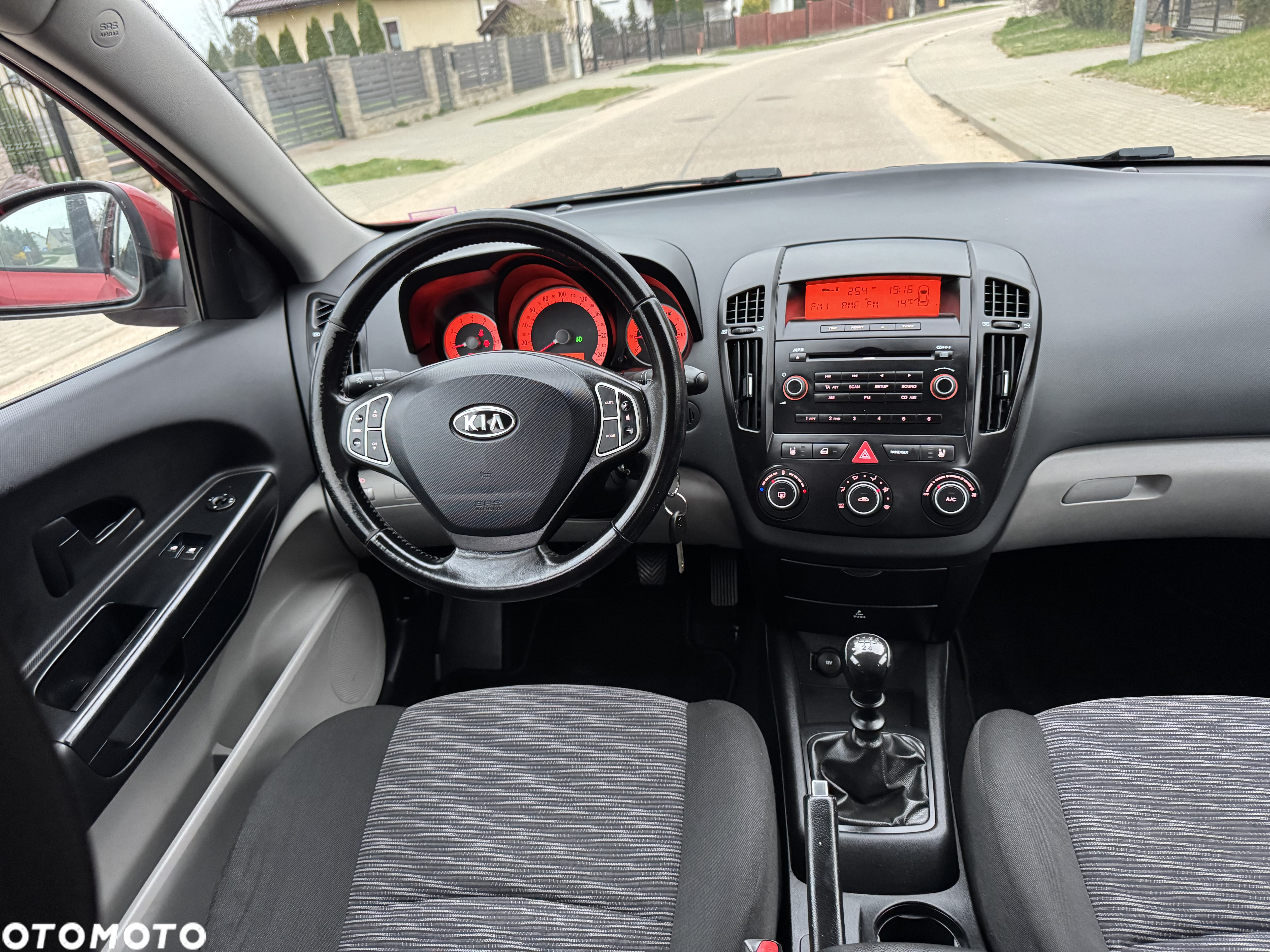 Kia Ceed Cee'd 1.4 Comfort - 22