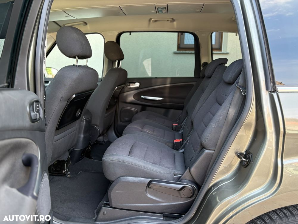 Ford Galaxy 2.0 TDCi Titanium - 12
