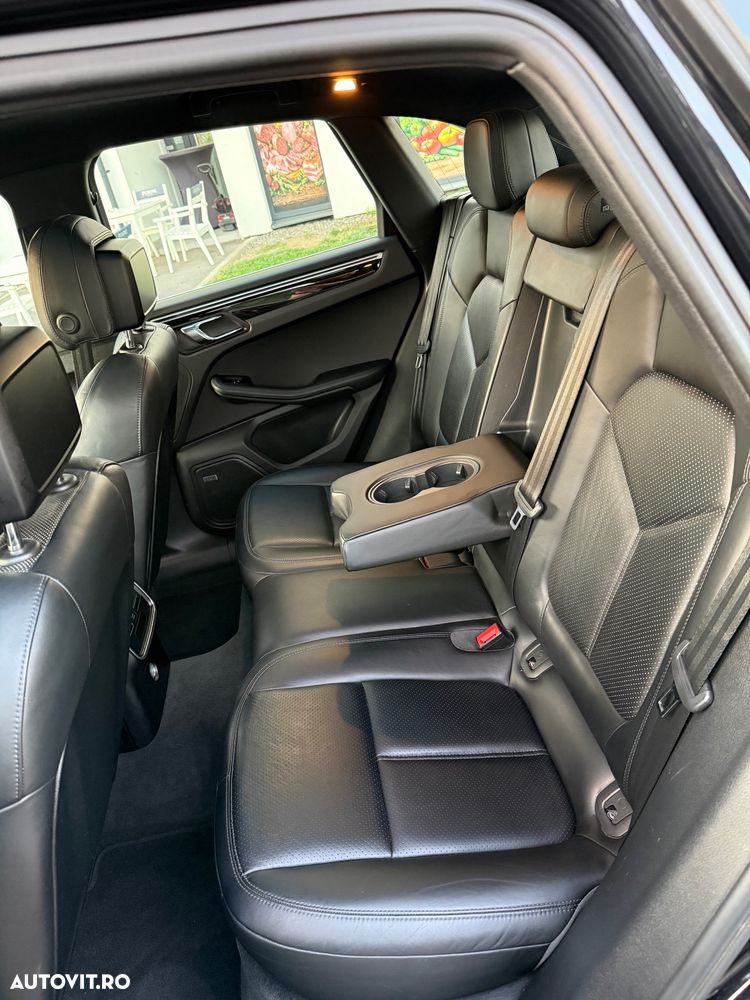 Porsche Macan 3.0 PDK S - 33