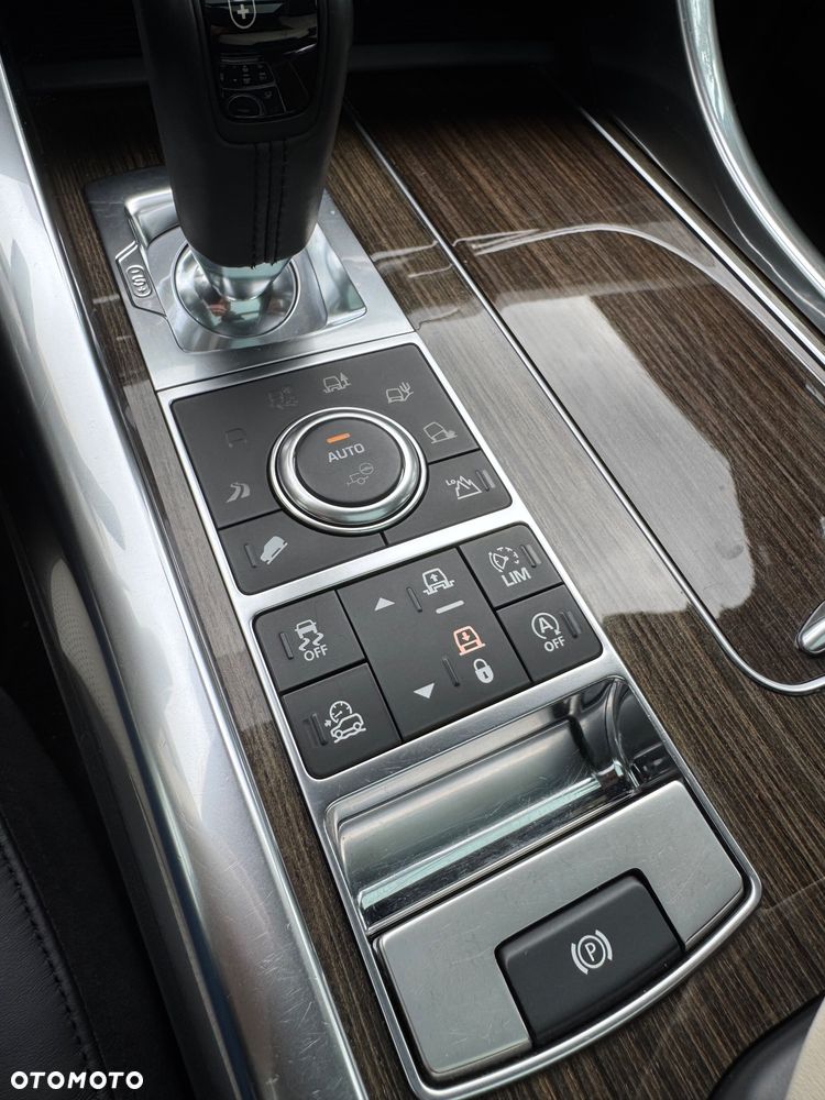 Land Rover Range Rover Sport SDV8 Autobiography Dynamic - 17