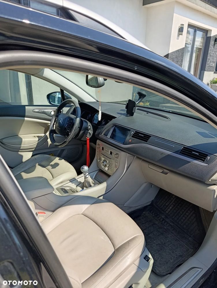 Citroën C5 2.0 HDi Exclusive - 10