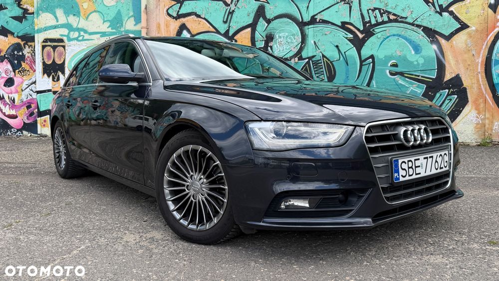 Audi A4 Avant 2.0 TDI DPF clean diesel S line Sportpaket - 8