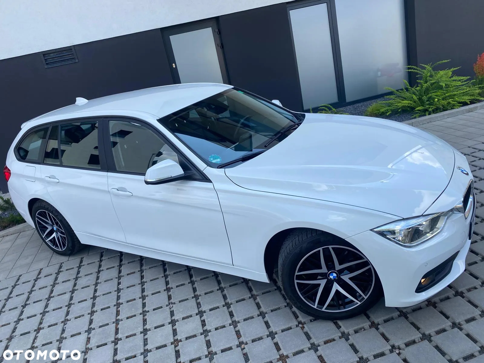 BMW Seria 3 320d Luxury Line - 7