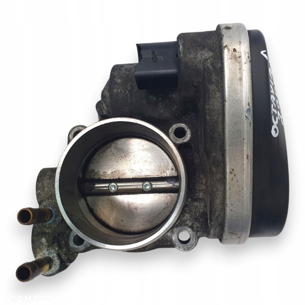 PRZEPUSTNICA Skoda Octavia II 2.0 FSI 06F133062 408238/327/003 - 6