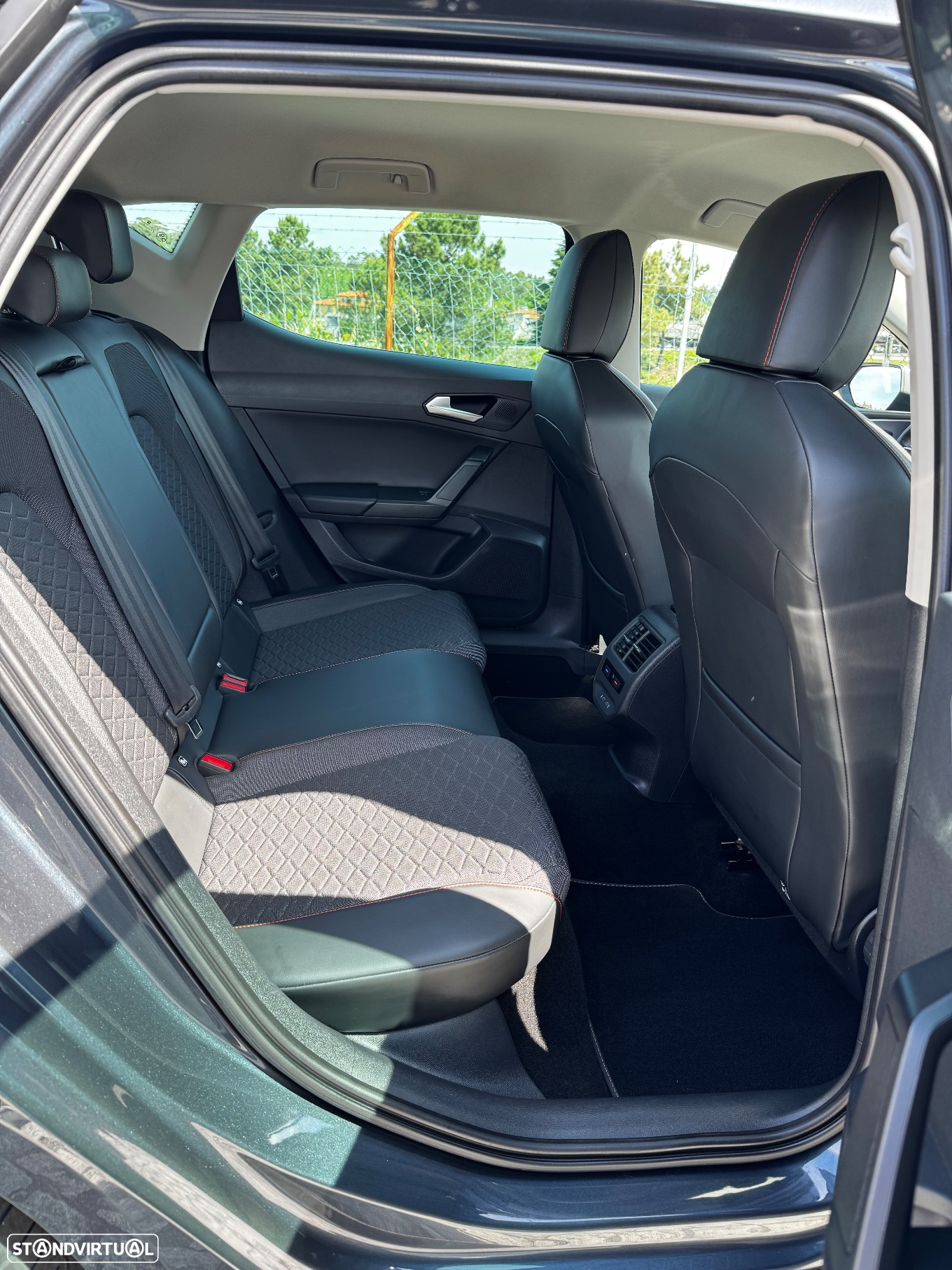 SEAT Leon 2.0 TDI FR DSG S/S - 38