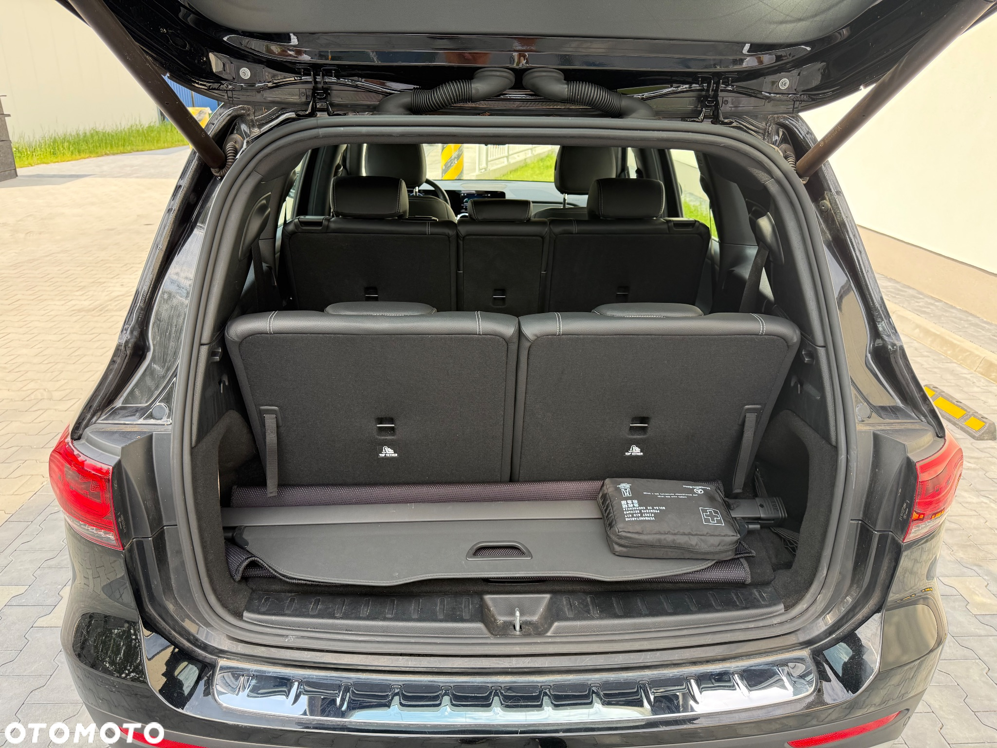Mercedes-Benz GLB 200 7G-DCT - 31