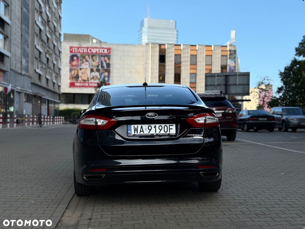Ford Fusion 2.0 EcoBoost Titanium - 3