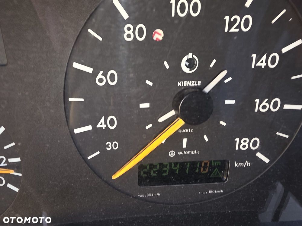 Mercedes-Benz Sprinter 312.  2,9 - 10