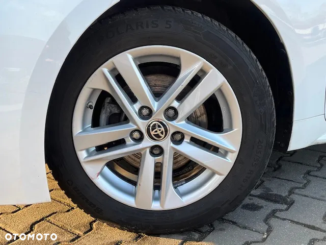 Toyota Corolla 1.8 Hybrid Comfort - 15