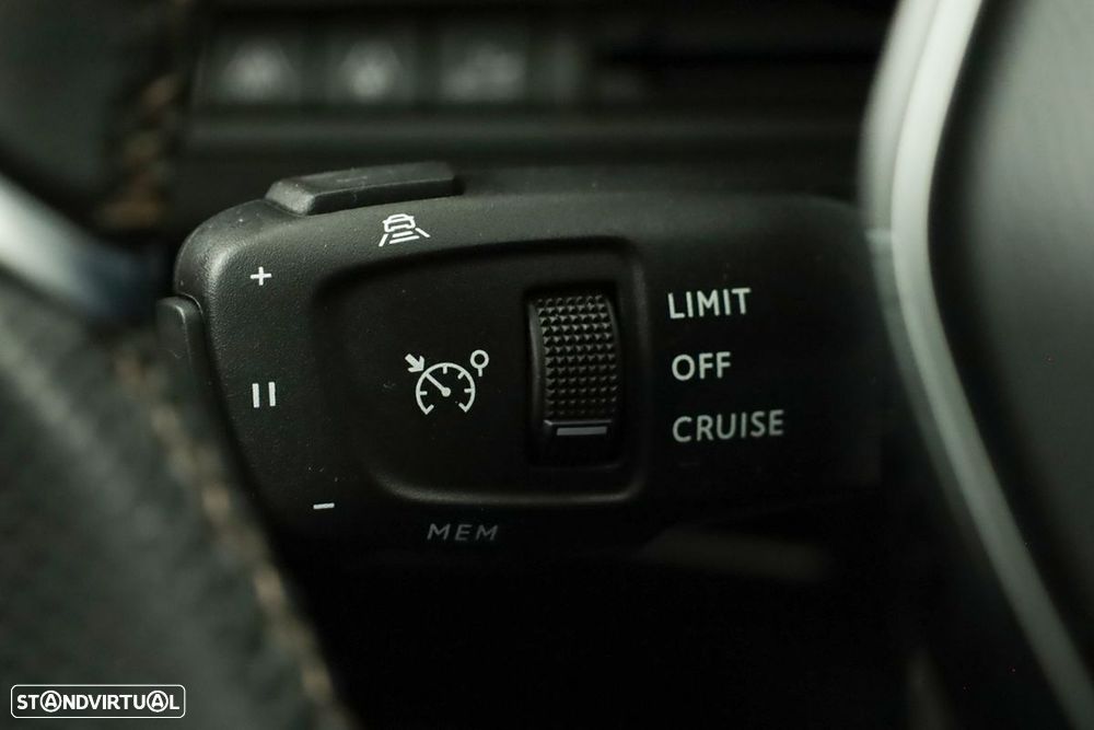 Peugeot 3008 1.2 Hybrid GT e-DCS6 - 18