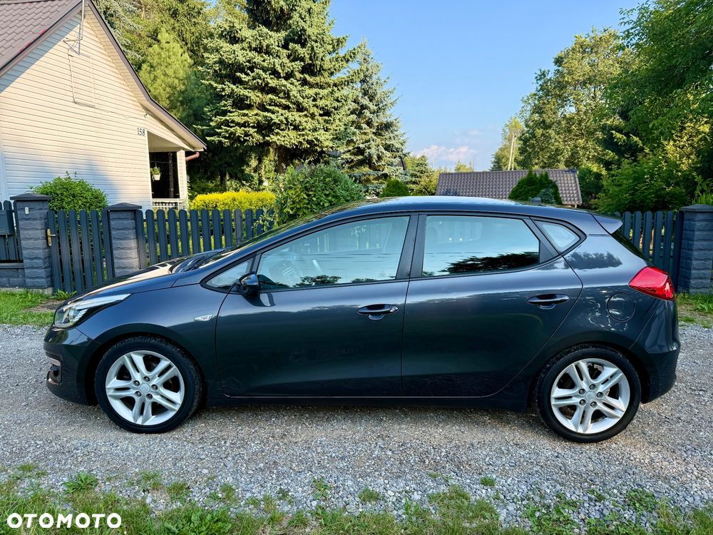 Kia Ceed 1.4 CRDi M - 11