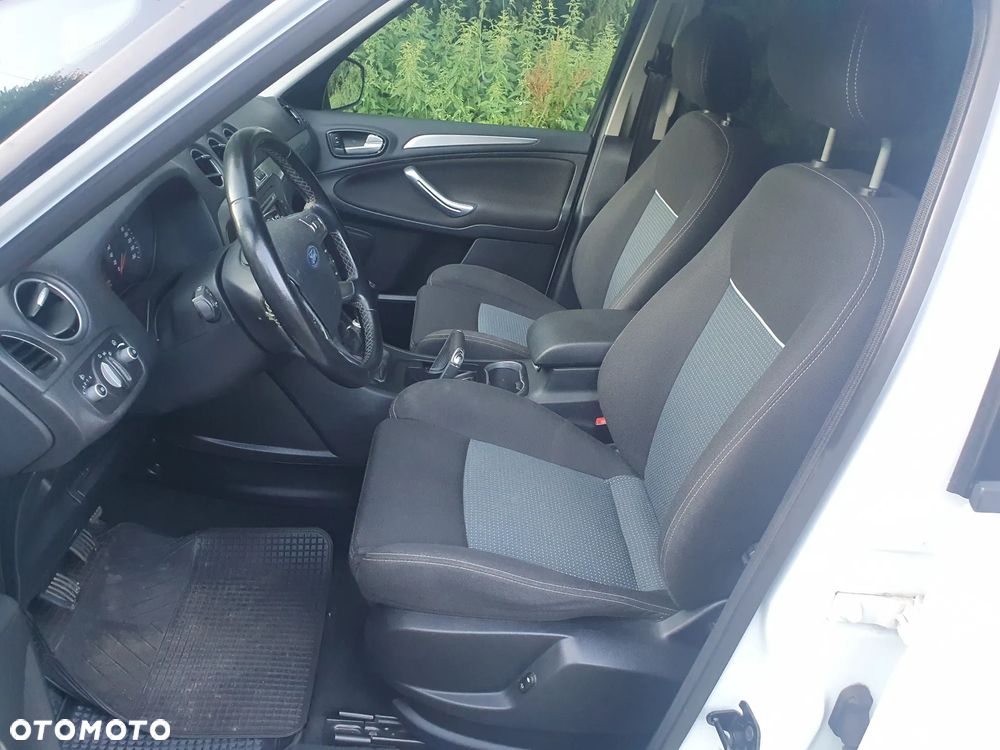 Ford S-Max - 6