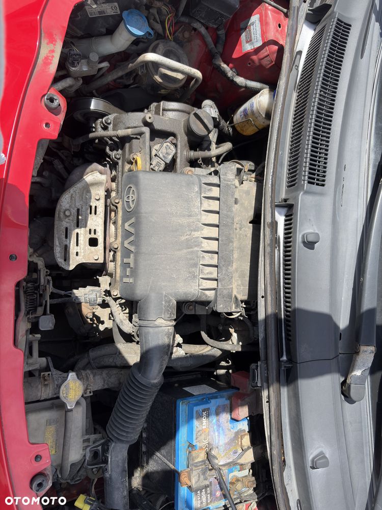 Toyota Yaris 1.3 Terra - 11
