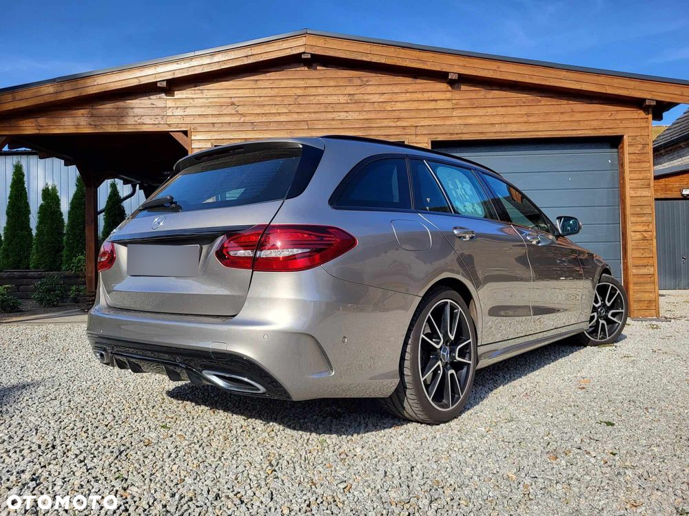 Mercedes-Benz Klasa C 220 d T 9G-TRONIC AMG Line - 10