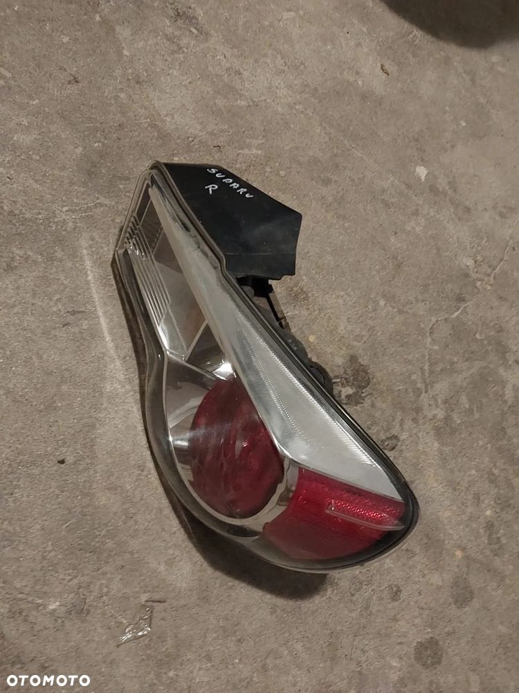 Subaru brz lampa tyl prawa - 2