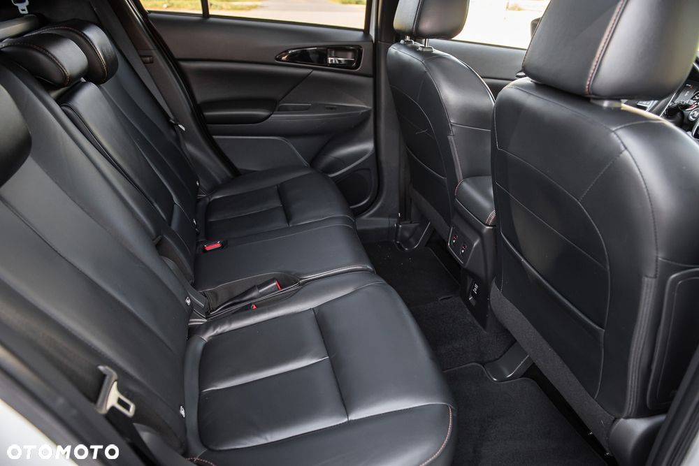 Mitsubishi Eclipse Cross 1.5 T-MIVEC ClearTec CVT 4WD Diamant Edition Plus - 32