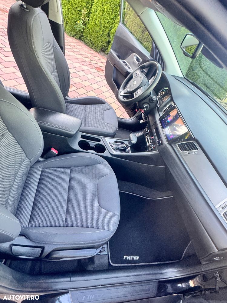 Kia Niro 1.6 GDI 6DCT HEV Comfort - 6