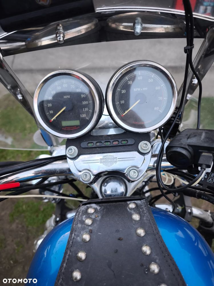 Harley-Davidson Sportster Roadster 1200R - 5