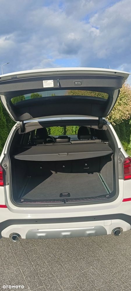 BMW X3 xDrive28i xLine - 17