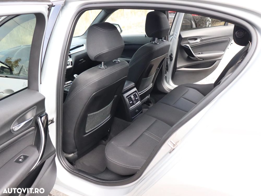 BMW Seria 1 116d EfficientDynamics Edition Sport Line - 32