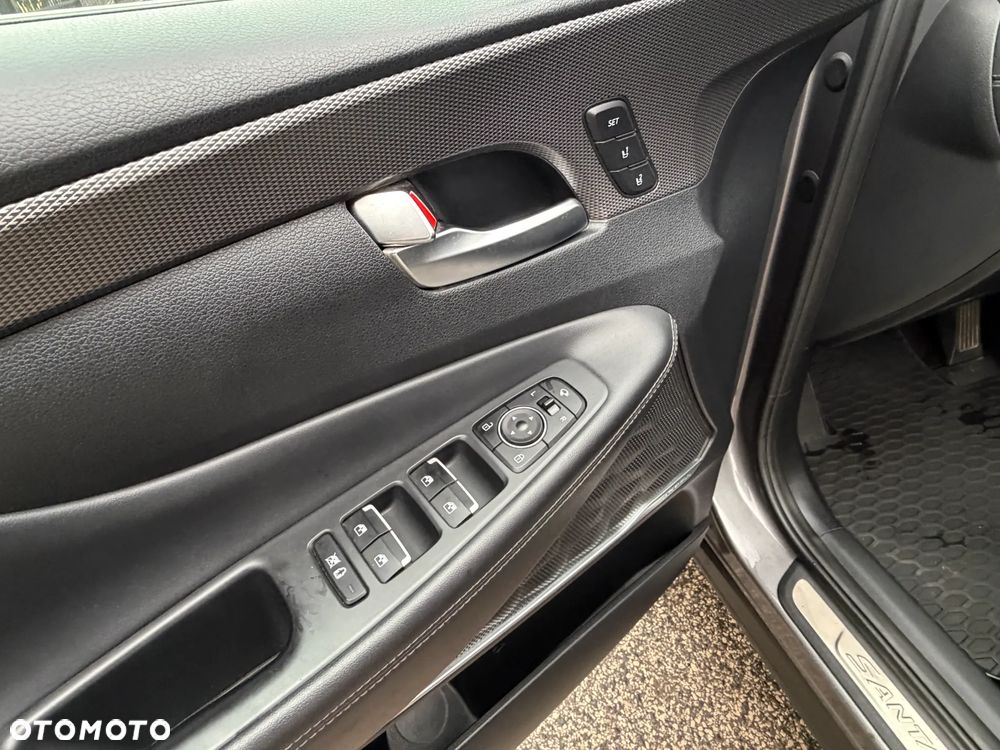 Hyundai Santa Fe 2.0 CRDi Platinum 4WD 7os - 27