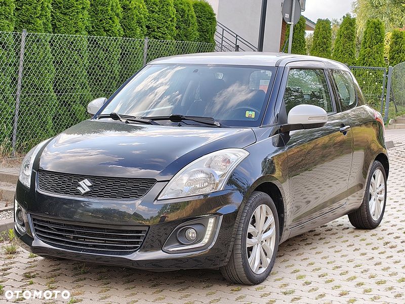 Suzuki Swift 1.2 BlackWhite - 2