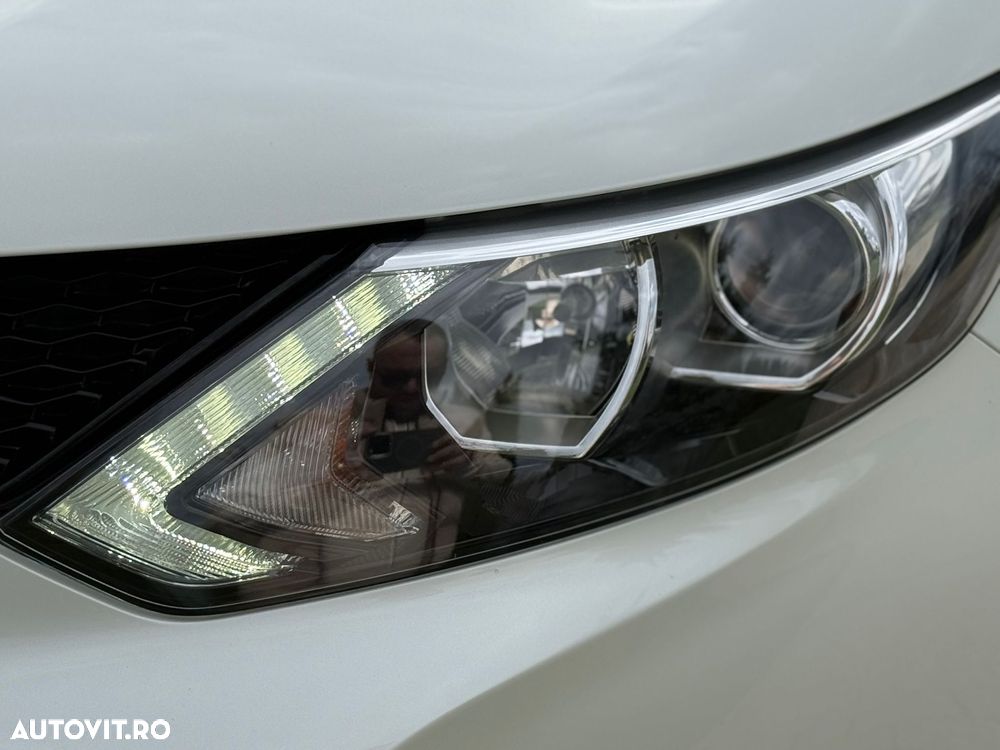 Nissan Qashqai 1.5 DCI N-Connecta - 23