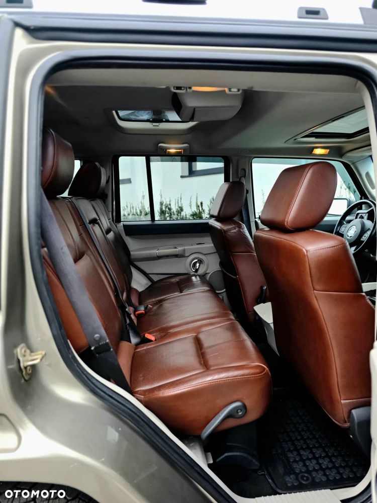 Jeep Commander 5.7 V8 HEMI Automatik Limited - 23