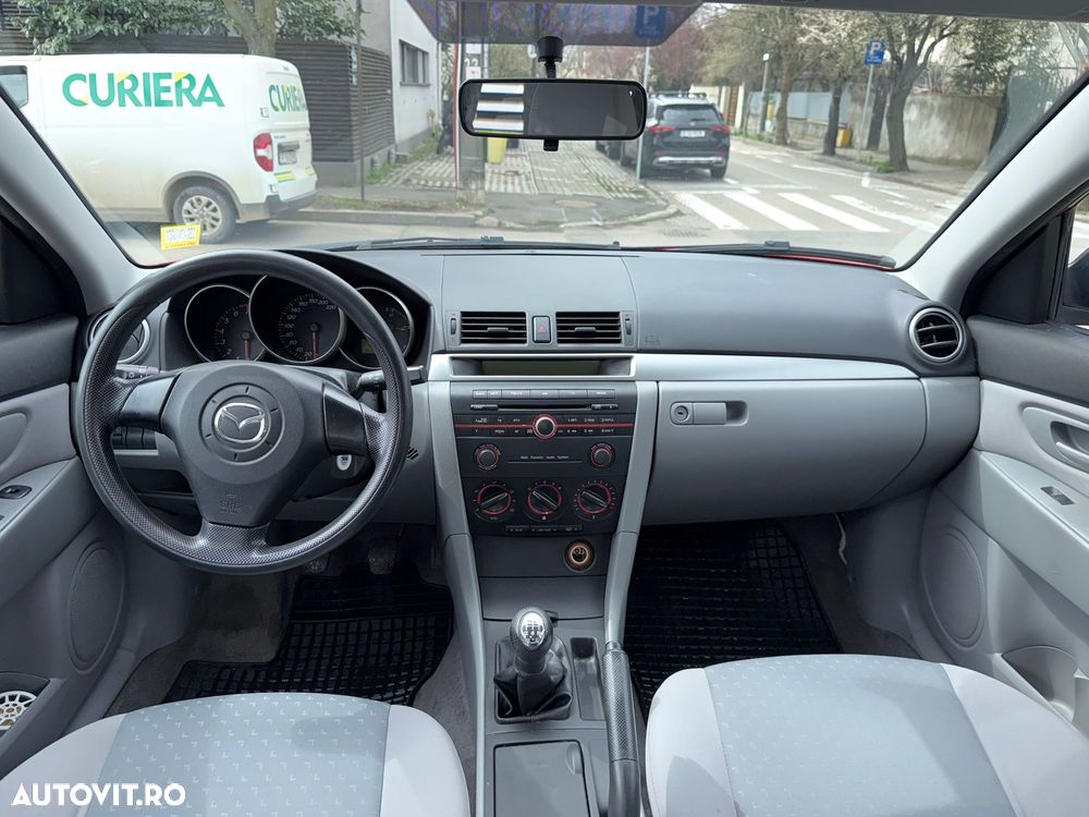 Mazda 3 G100 Emotion - 5