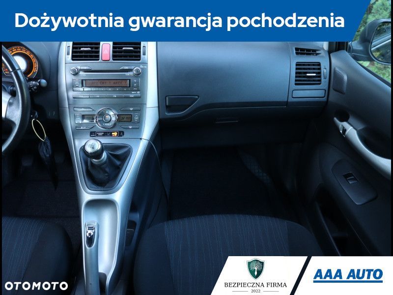 Toyota Auris - 9