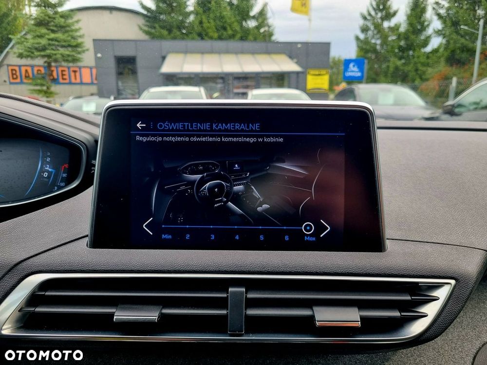 Peugeot 5008 1.6 BlueHDi Allure 7os - 26