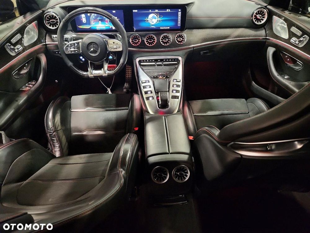 Mercedes-Benz AMG GT - 7