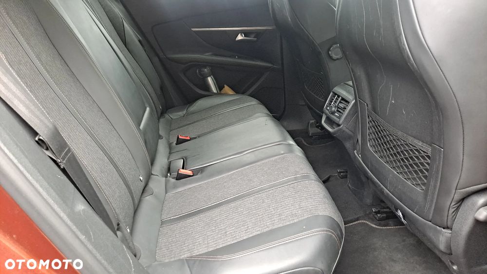 Peugeot 3008 1.2 PureTech Active - 18
