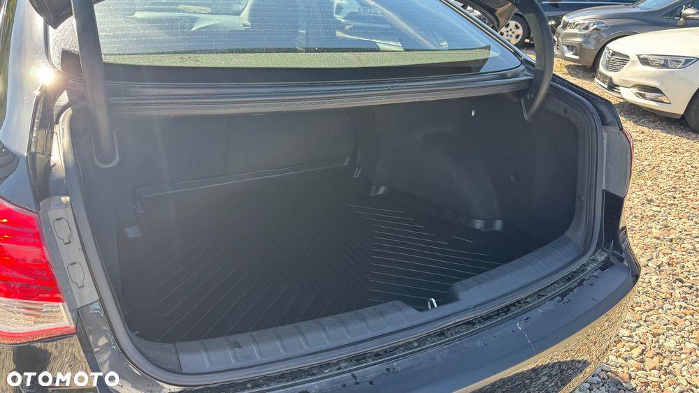 Hyundai i40 2.0 Automatik Style - 28