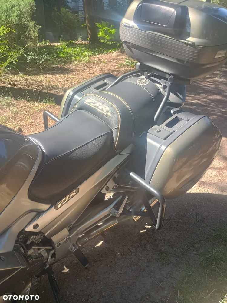 Yamaha FJR - 15