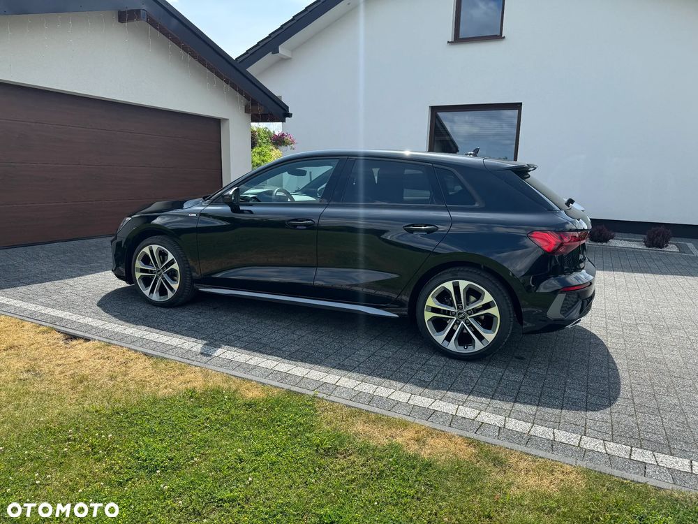 Audi A3 Sportback - 2