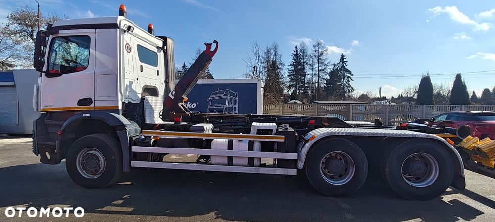 Mercedes-Benz AROCS 2545. 6x4 HAKOWIEC 20 ton - 13
