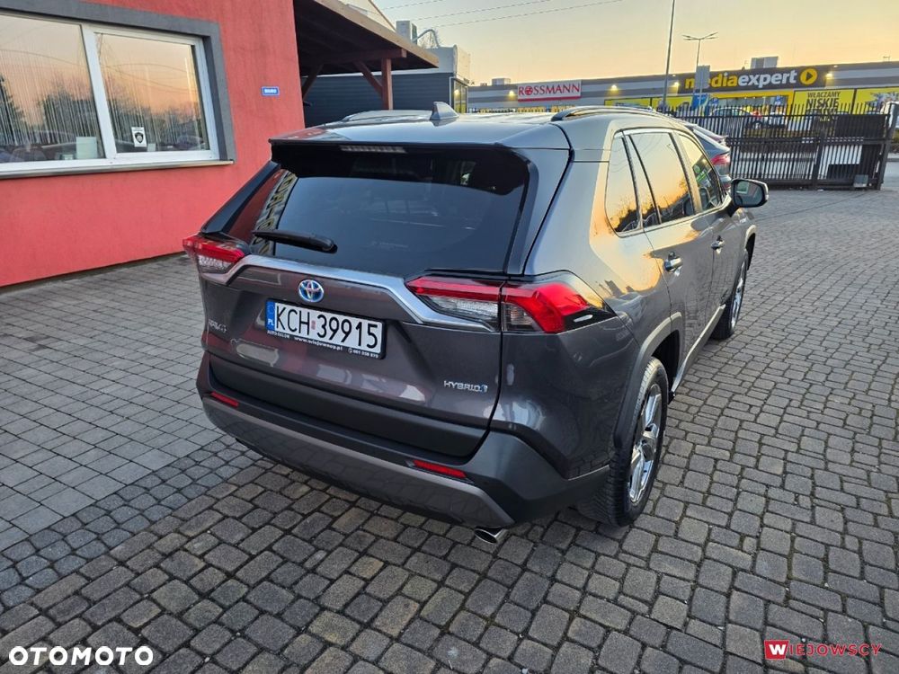 Toyota RAV4 - 11