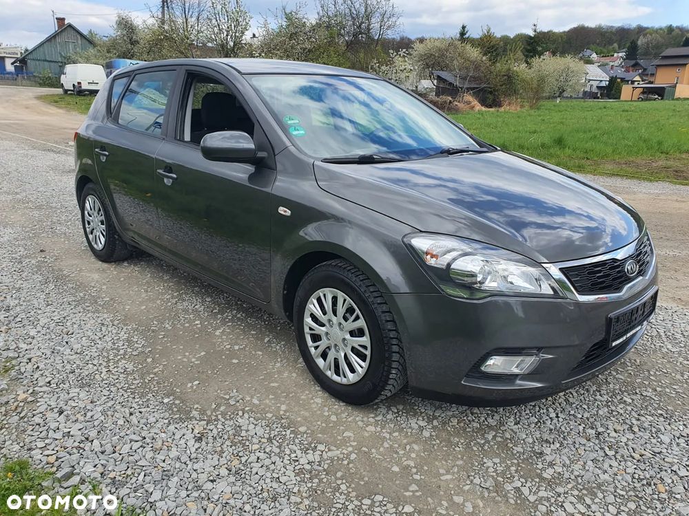 Kia Ceed 1.6 CVVT Vision - 4
