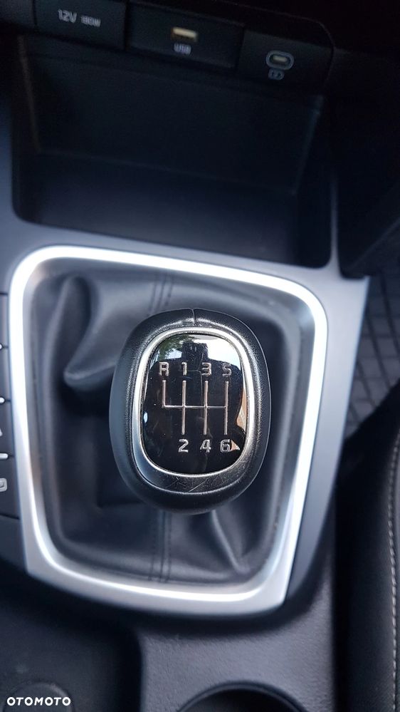 Kia Ceed 1.5 T-GDI M - 17