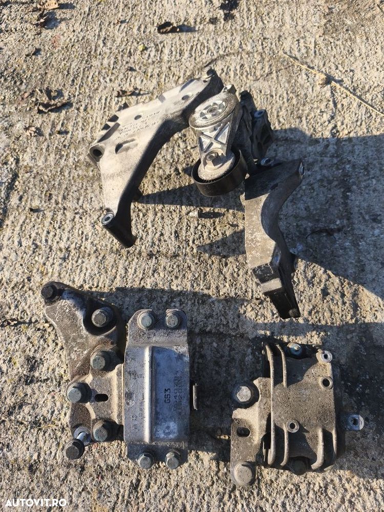 Tampon motor cutie/ suport motor și accesorii 2.0 tdi VW Passat B6 - 2
