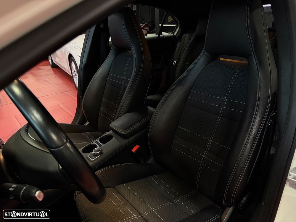 Mercedes-Benz A 180 CDI (BlueEFFICIENCY) Urban - 22