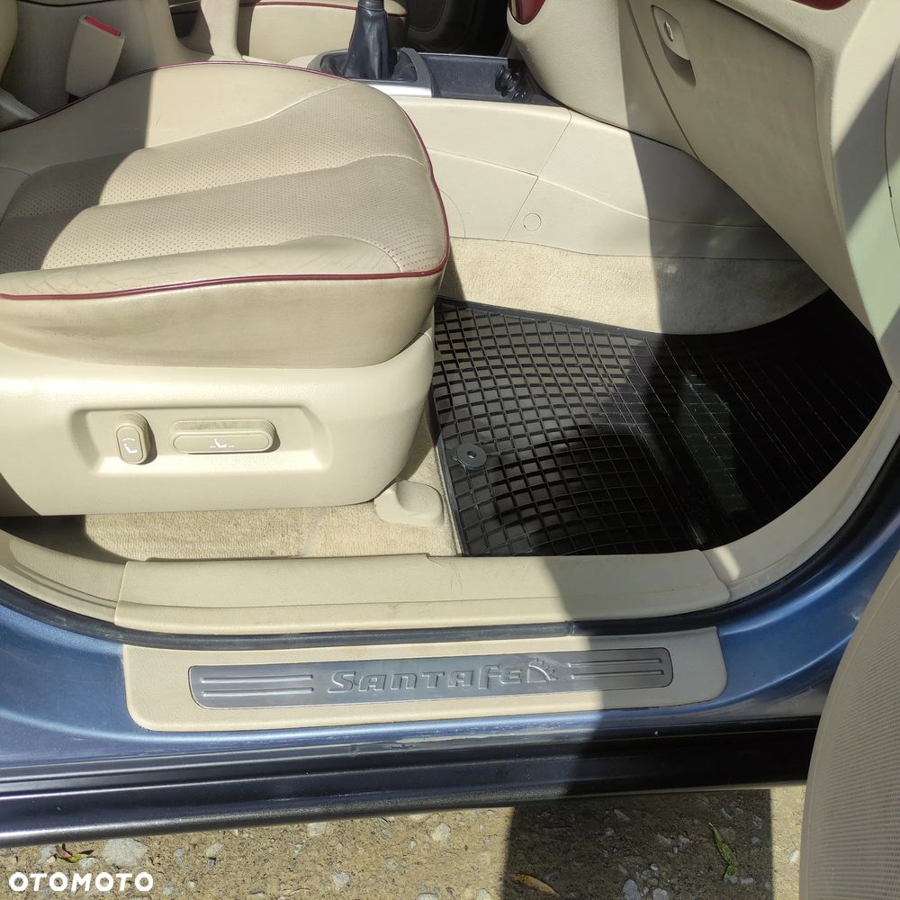 Hyundai Santa Fe 2.2 CRDi 4WD CPF GLS - 25