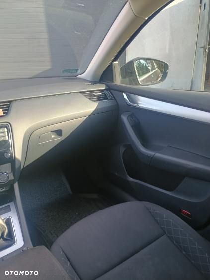Skoda Octavia - 8