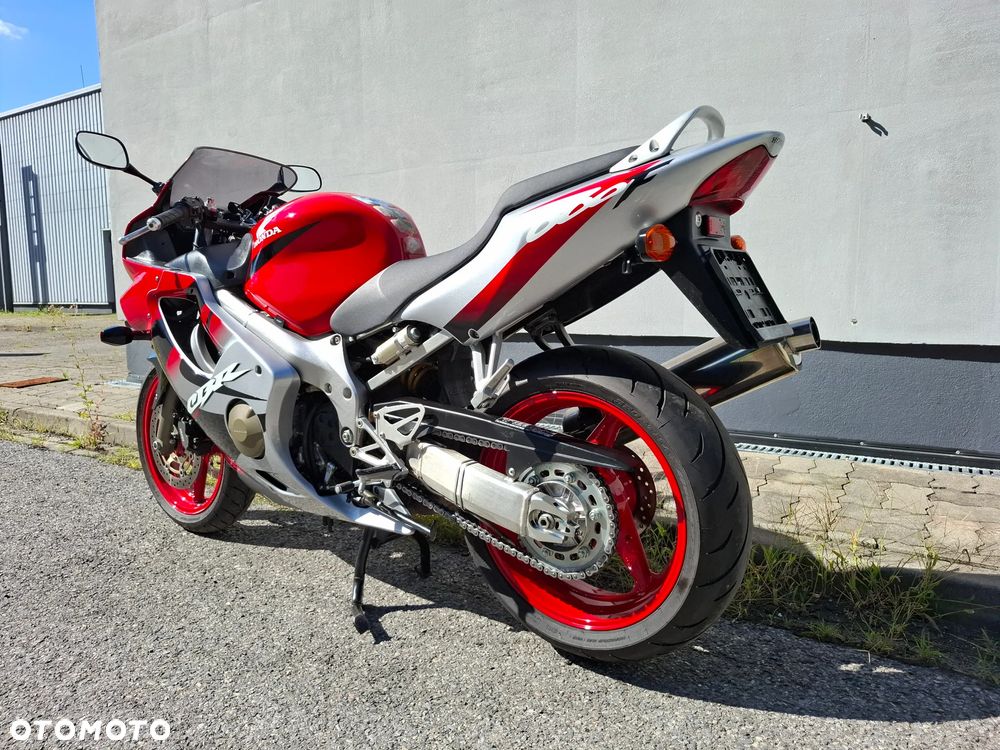 Honda CBR - 7
